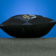 Da l’ je ljubav ili pivo? (Kockasti model)